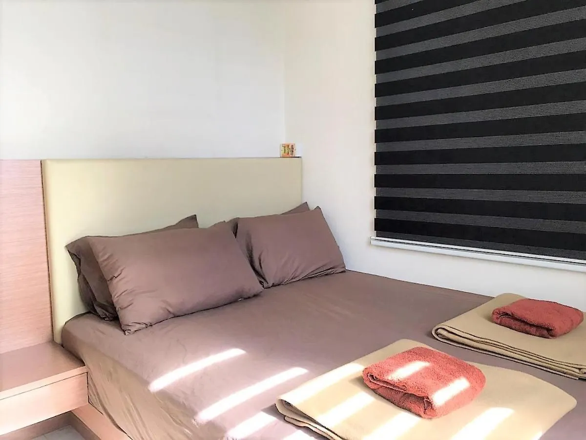 Oyo 90476 Casa Azlinda Muslim Homestay I Johor Bahru Malaysia