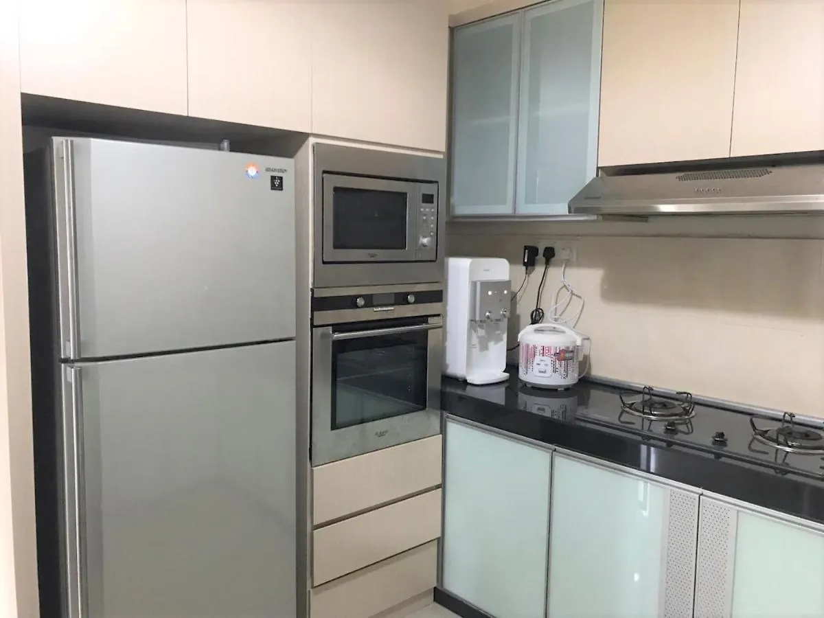 Oyo 90476 Casa Azlinda Muslim Homestay I Johor Bahru 2*,  Malaysia